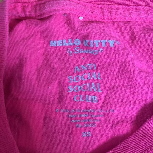 ANTI SOCIAL SOCIAL CLUB x HELLO KITTY tshirt size XS - Picture 3 of 3